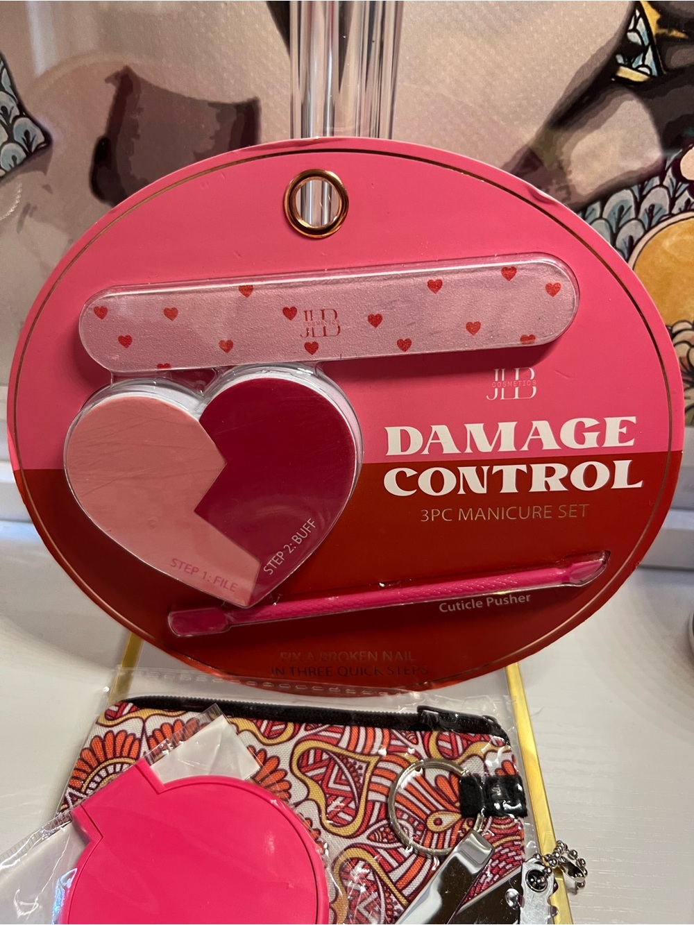 NEW Beauty Bundle - Picture 3 of 4